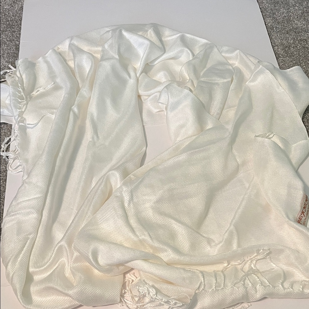 Elegant White Scarf